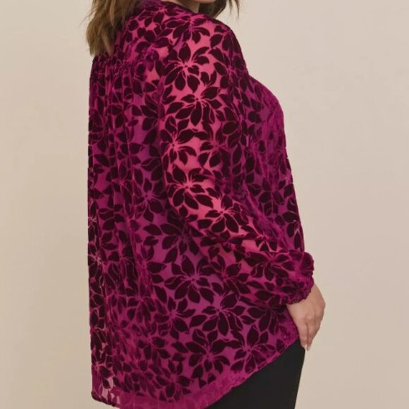 Torrid Brand Women's Size 1 Velvet Burnout Hi-Low Pullover Long Sleeve Top - Picture 3 of 7